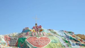 Jesus Salva: Por quê só ele pode?